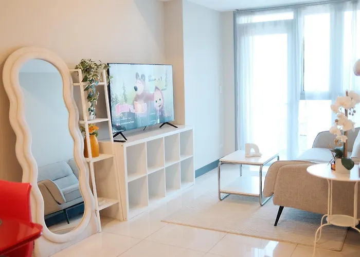 C'avenue Uptown Parksuites Bgc * Manila